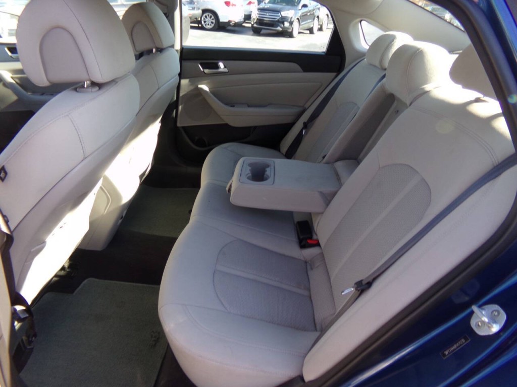 2015 Hyundai Sonata Image 10