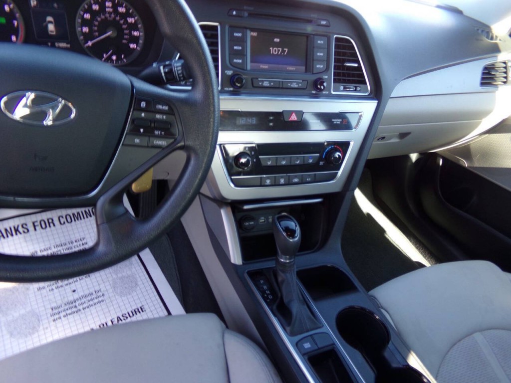 2015 Hyundai Sonata Image 12