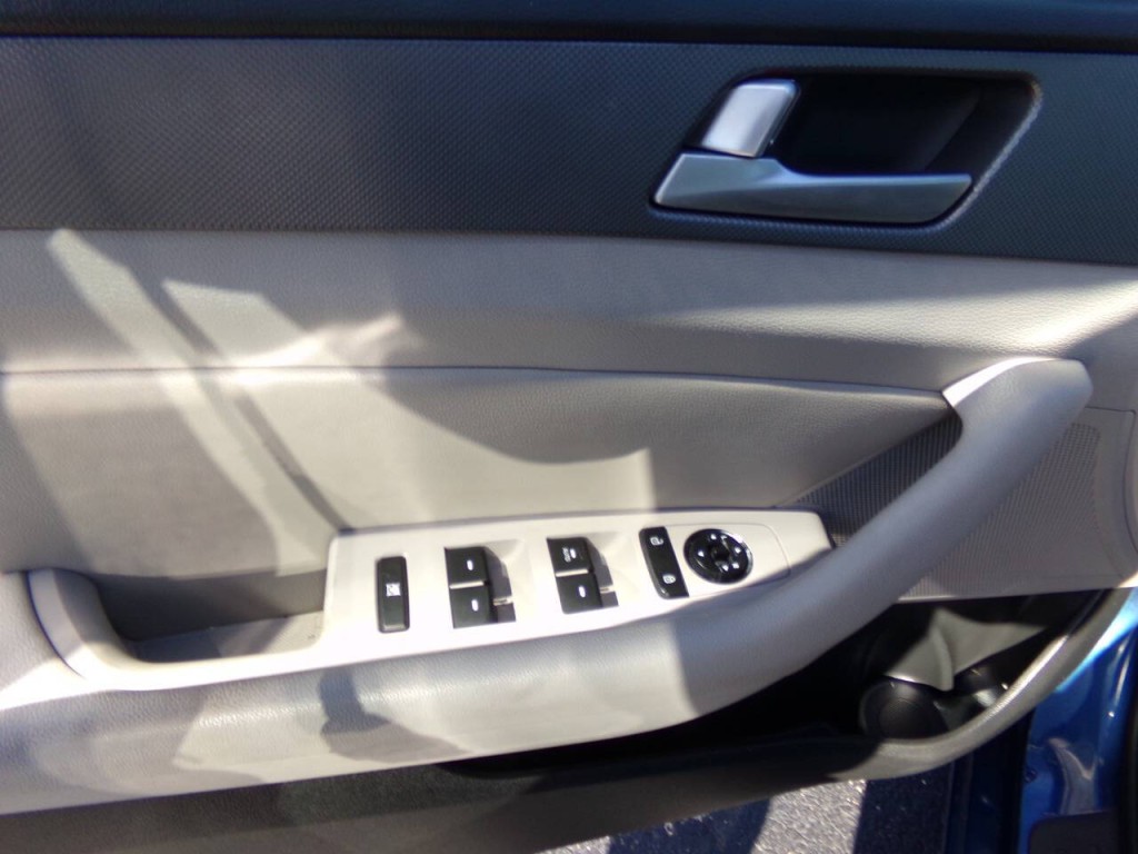 2015 Hyundai Sonata Image 14