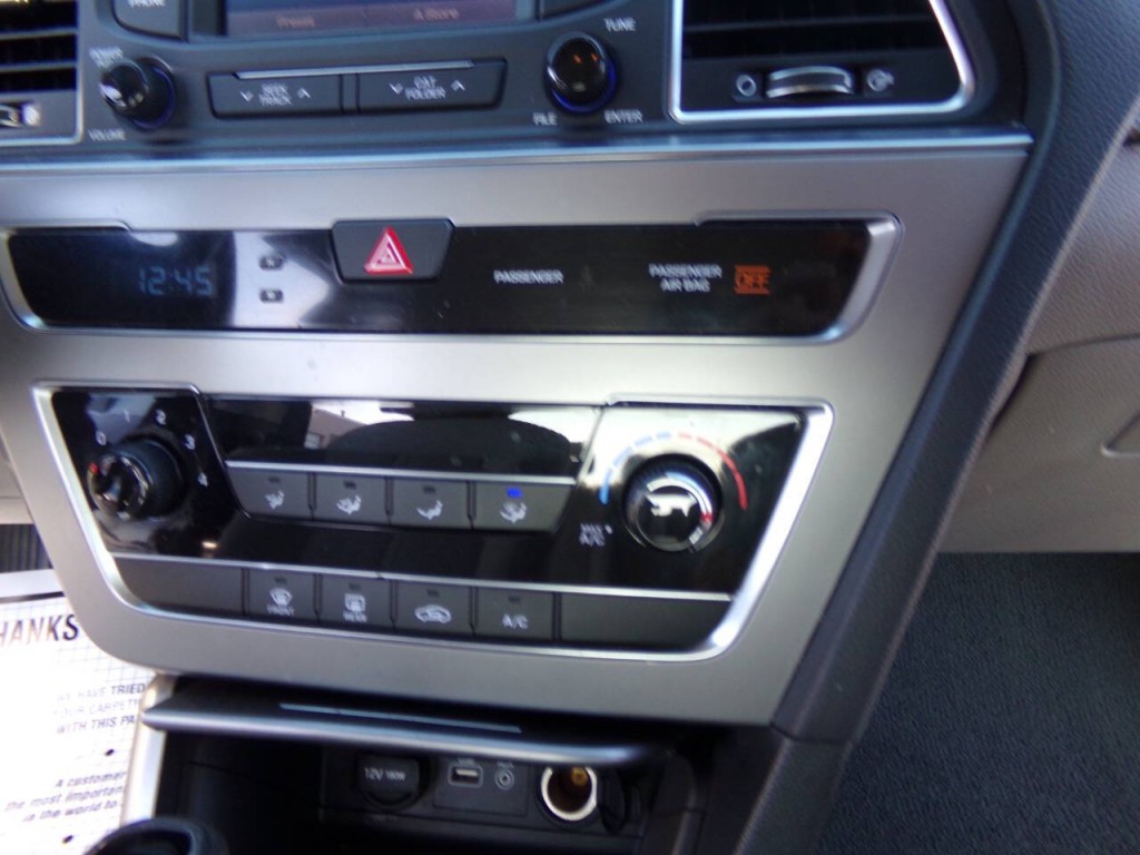 2015 Hyundai Sonata Image 31