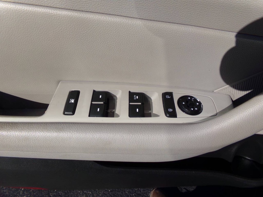 2015 Hyundai Sonata Image 46