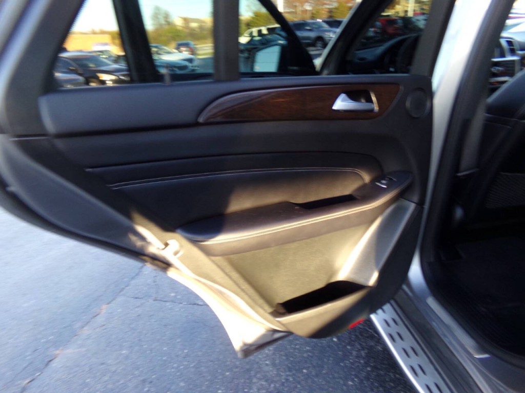 2014 Mercedes-Benz M-Class Image 16