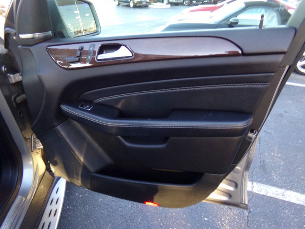 2014 Mercedes-Benz M-Class Image 31