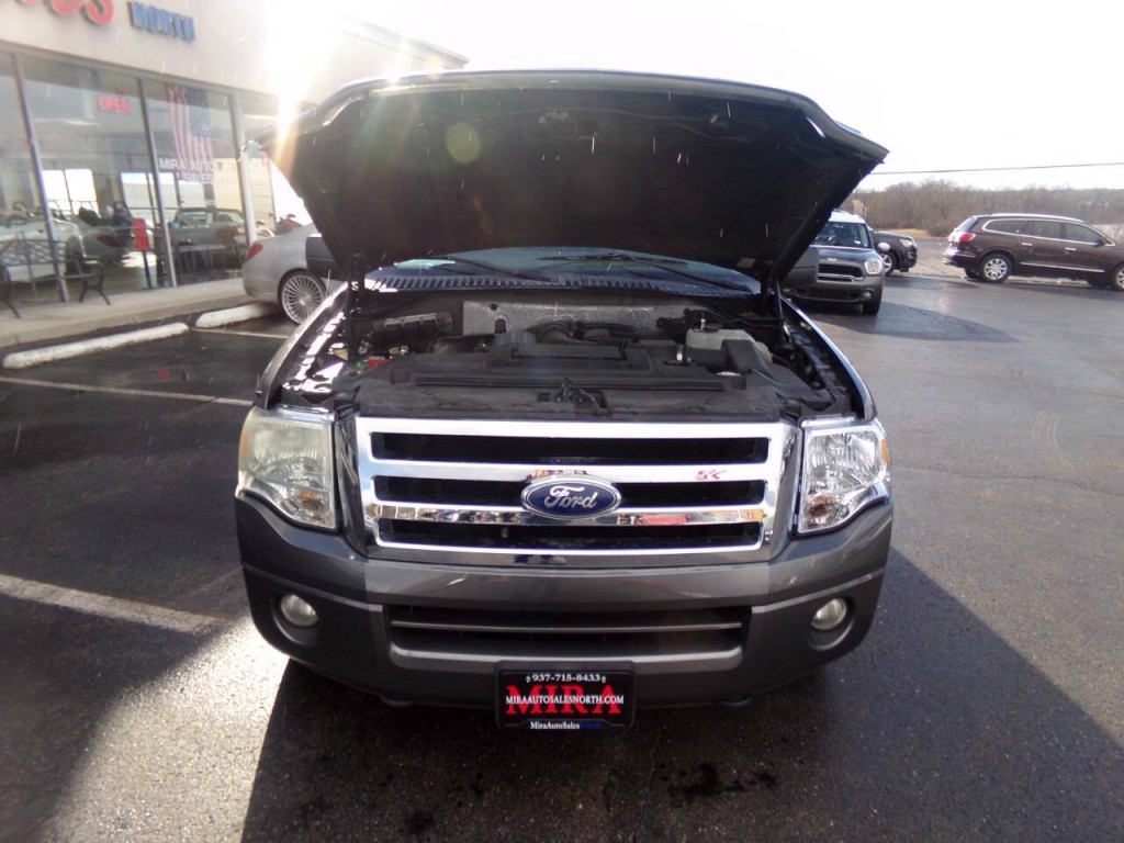 2011 Ford Expedition Image 30