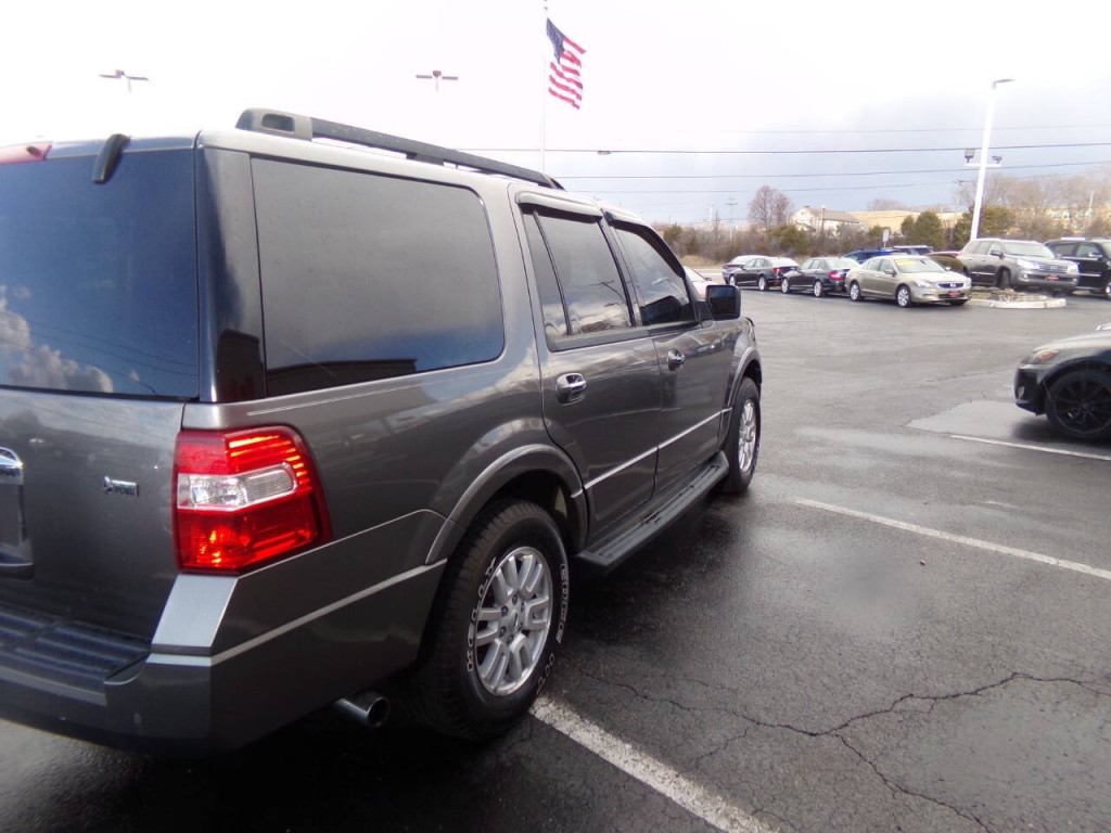 2011 Ford Expedition Image 39
