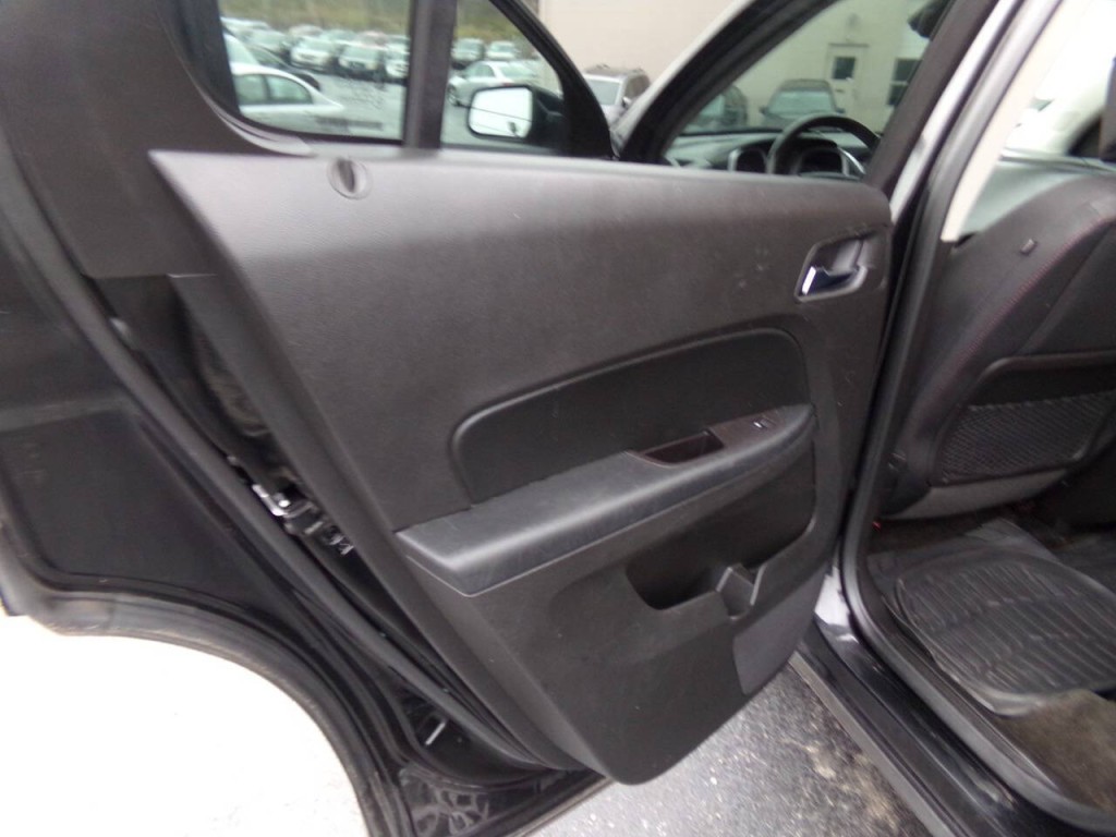 2017 Chevrolet Equinox Image 39