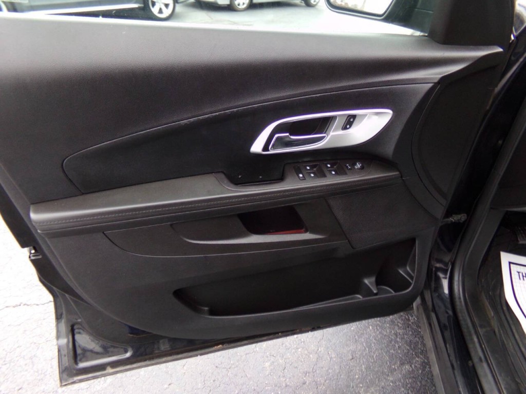 2017 Chevrolet Equinox Image 40