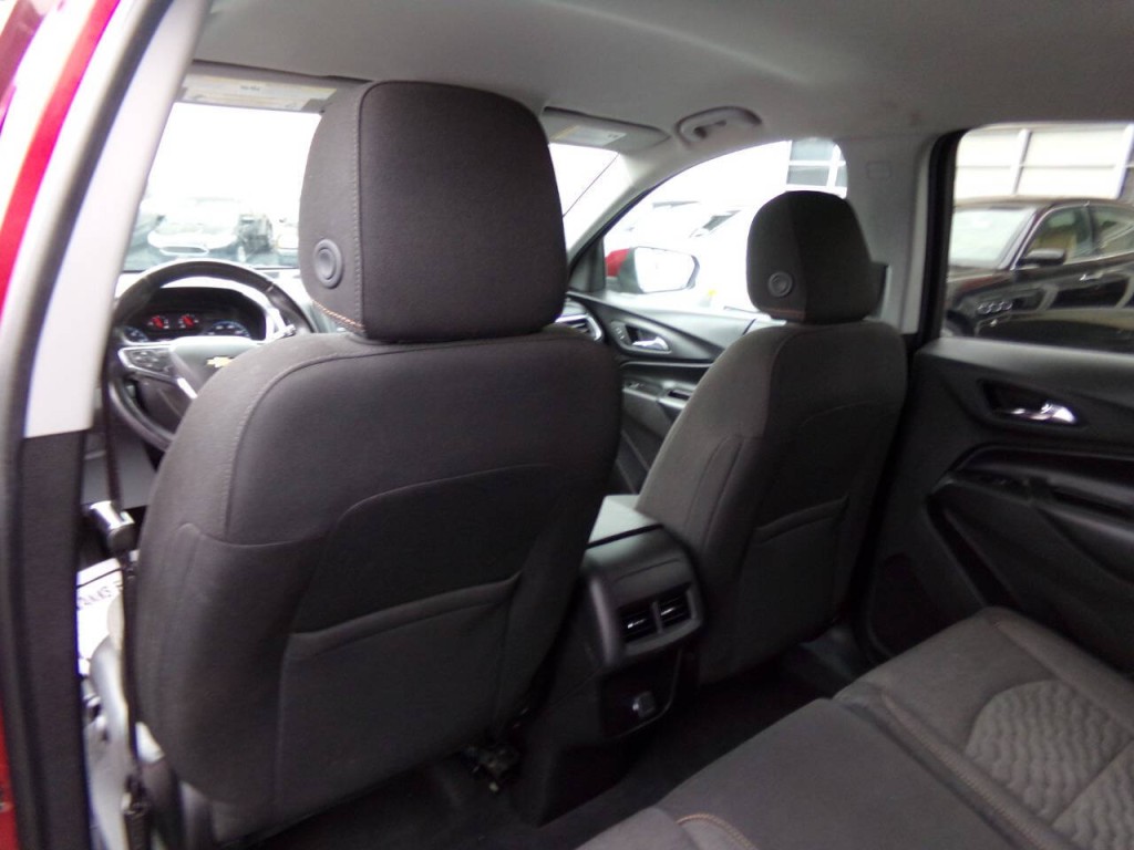 2018 Chevrolet Equinox Image 11
