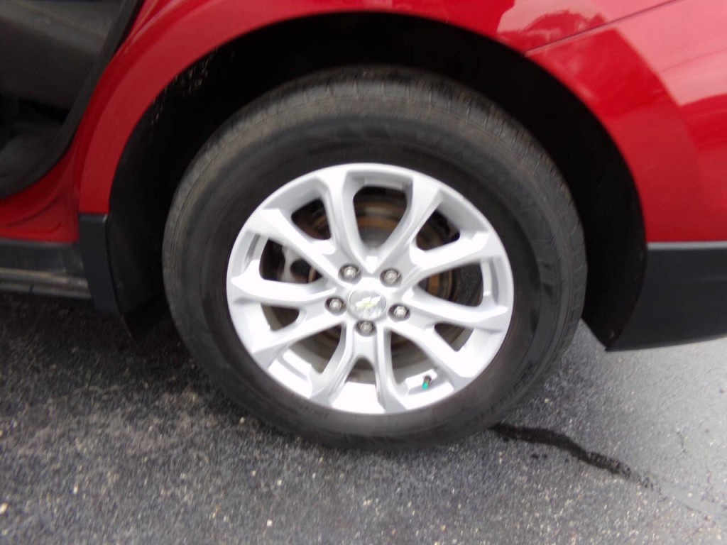 2018 Chevrolet Equinox Image 12