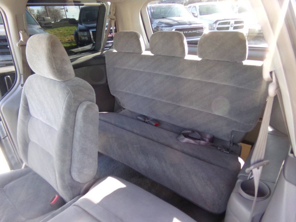 2002 Honda Odyssey Image 16