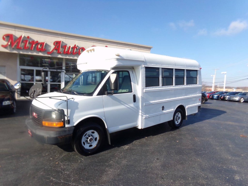 2007 GMC Savana Image 38