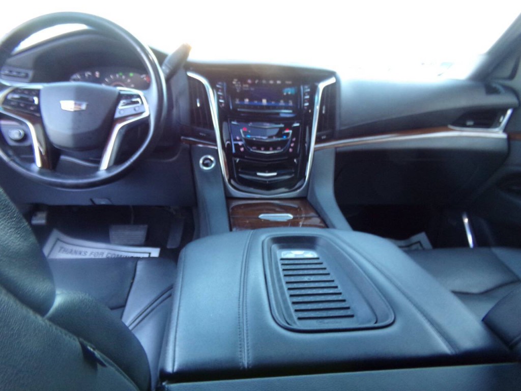 2019 Cadillac Escalade Image 19