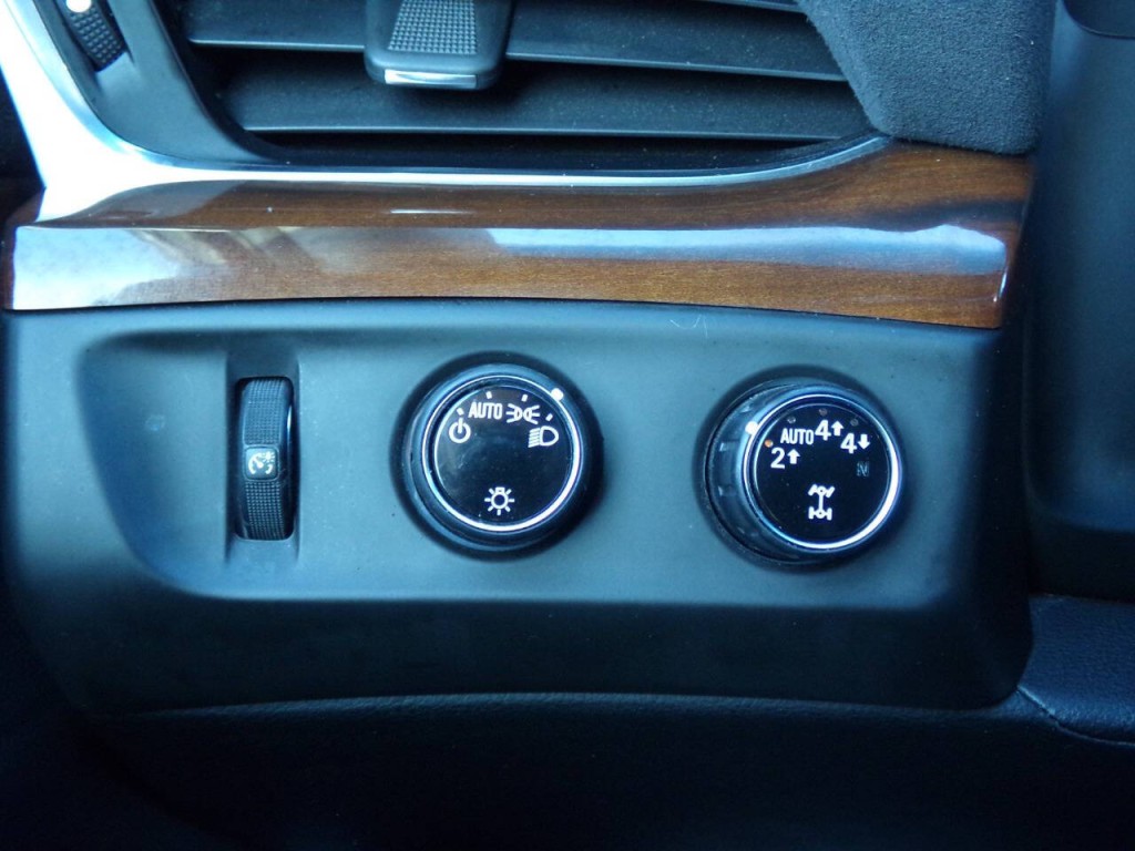 2019 Cadillac Escalade Image 35