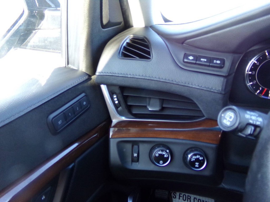 2019 Cadillac Escalade Image 36