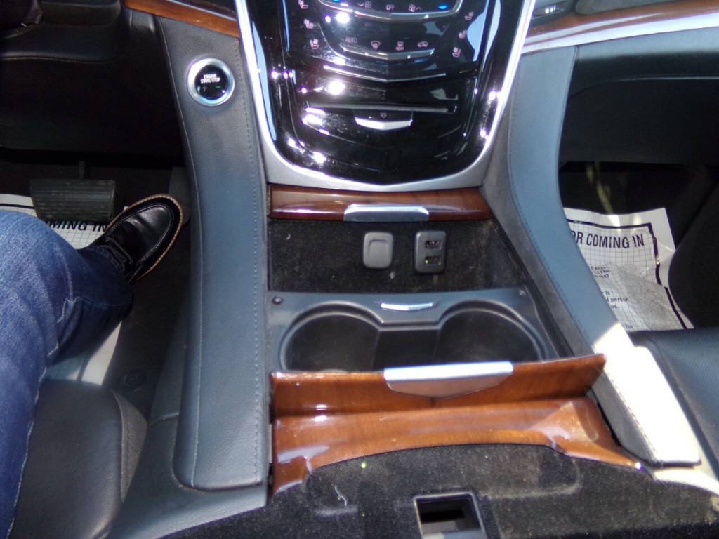 2019 Cadillac Escalade Image 42