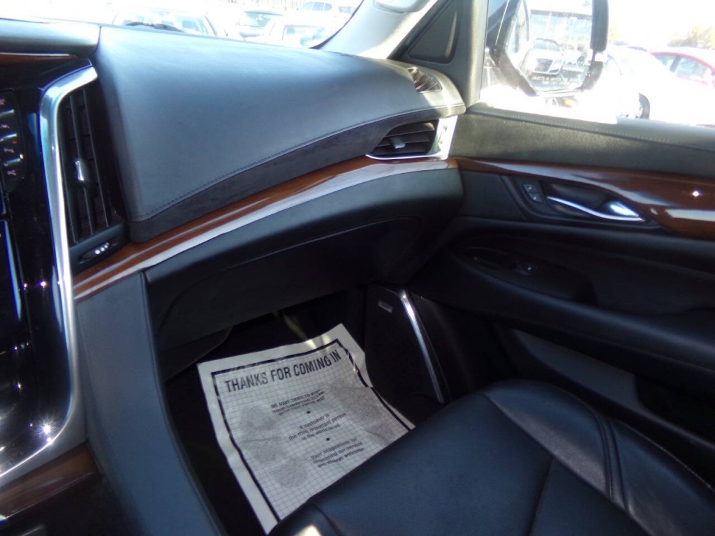 2019 Cadillac Escalade Image 45