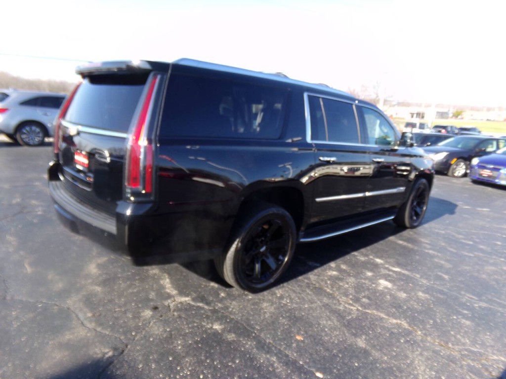 2019 Cadillac Escalade Image 56