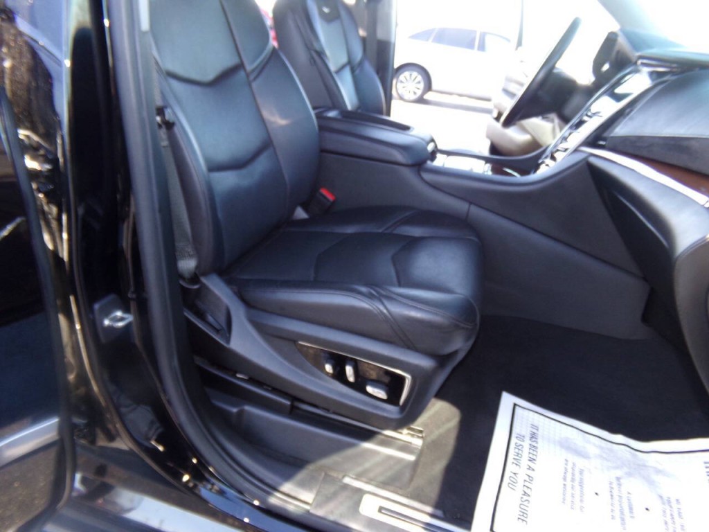 2019 Cadillac Escalade Image 66