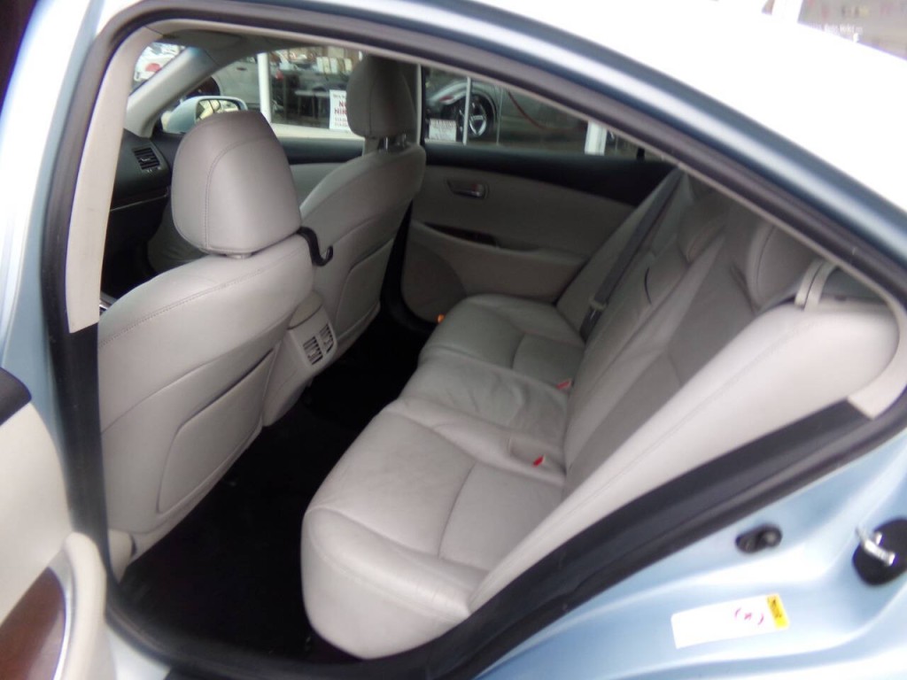 2012 Lexus ES 350 Image 13