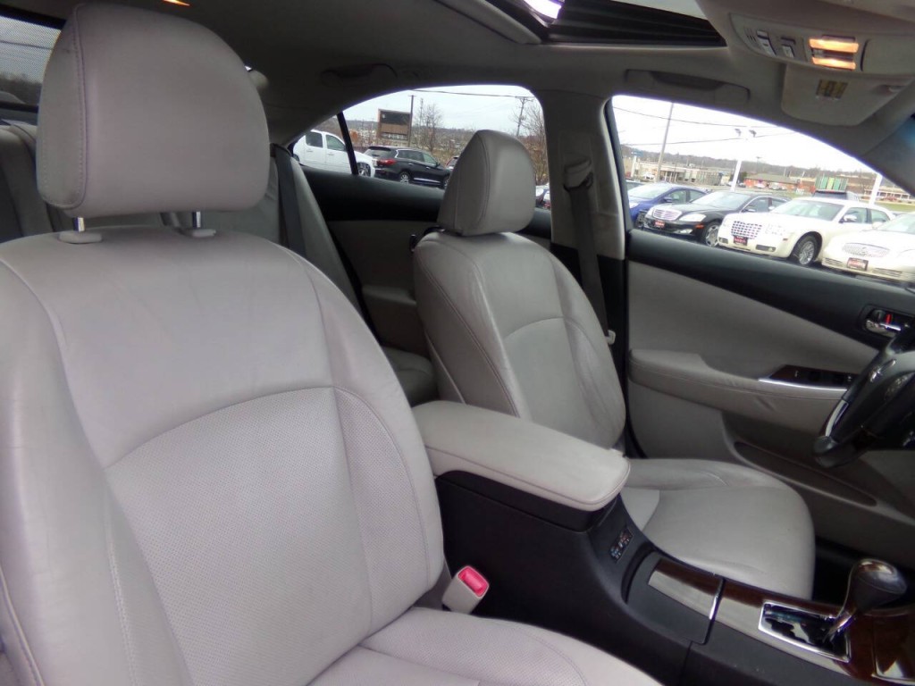 2012 Lexus ES 350 Image 29
