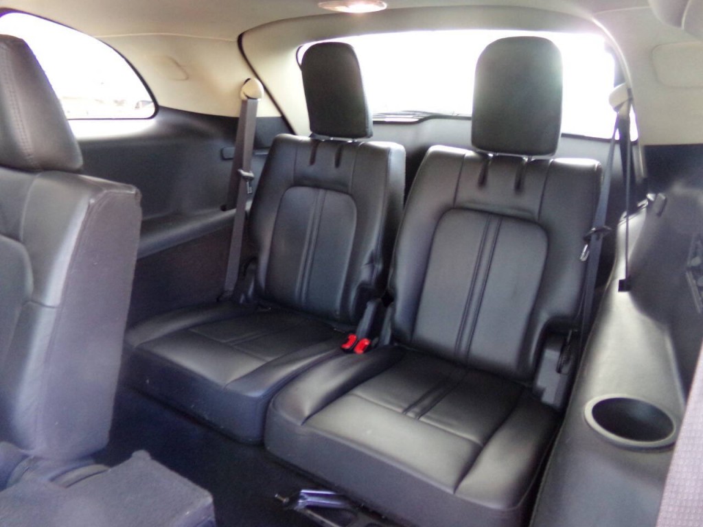 2014 Lincoln MKT Image 17