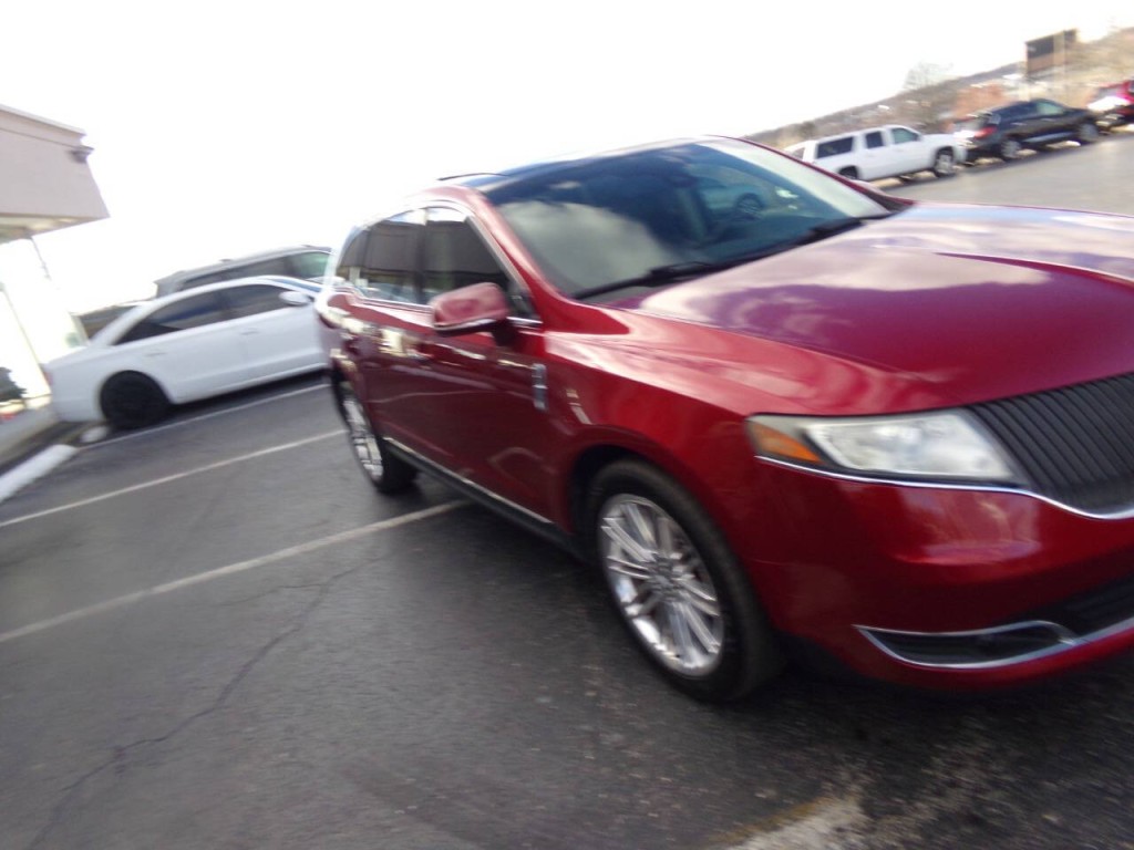 2014 Lincoln MKT Image 52