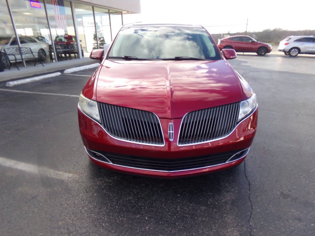 2014 Lincoln MKT Image 53