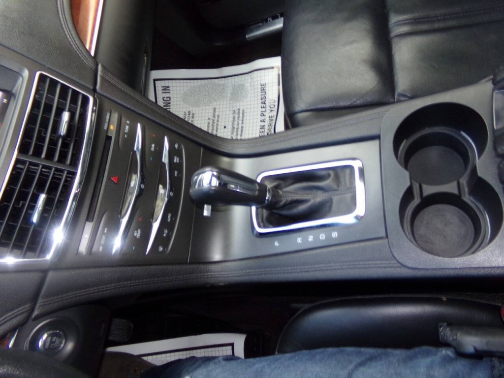 2014 Lincoln MKT Image 65