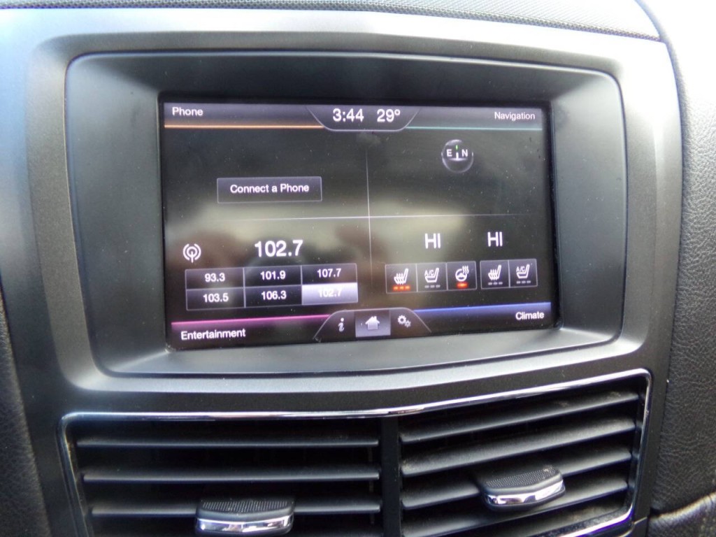 2014 Lincoln MKT Image 71