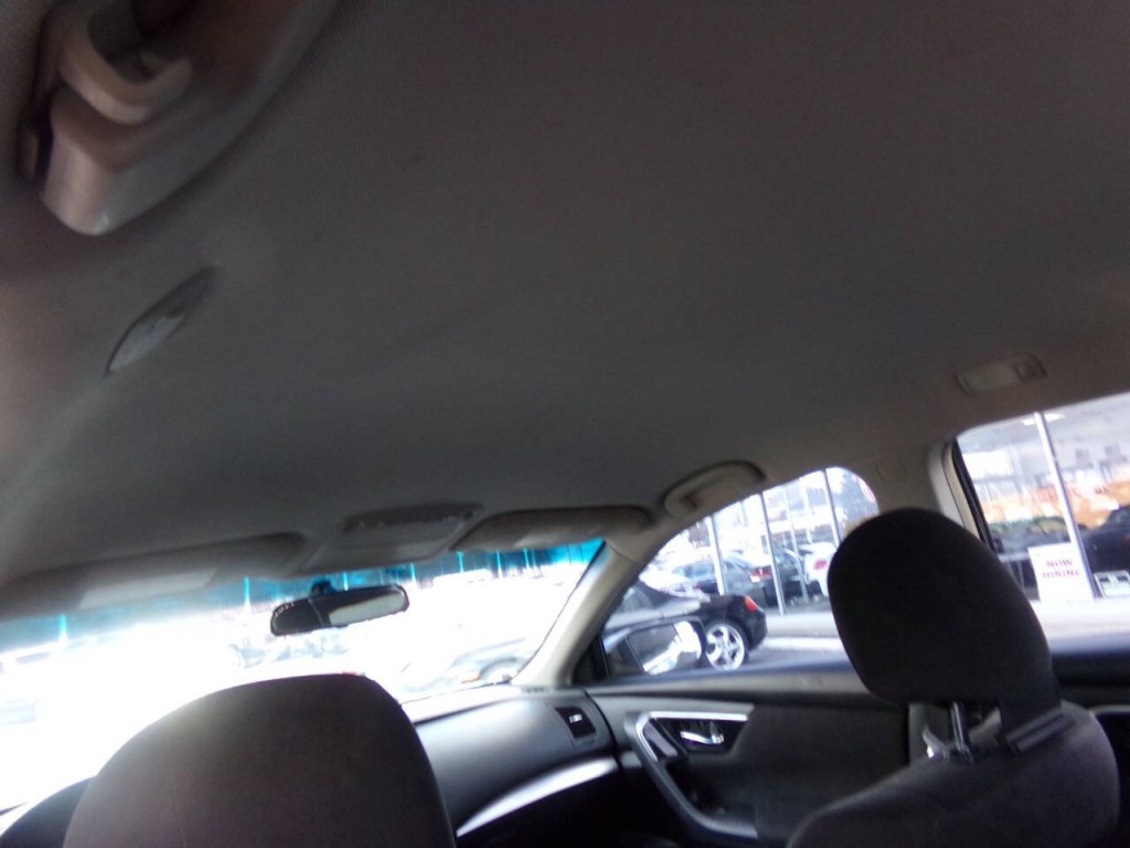 2013 Nissan Altima Image 16