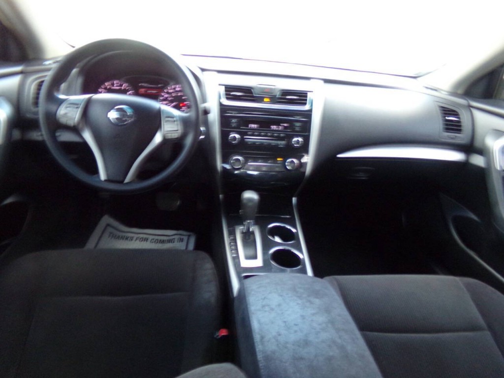 2013 Nissan Altima Image 17