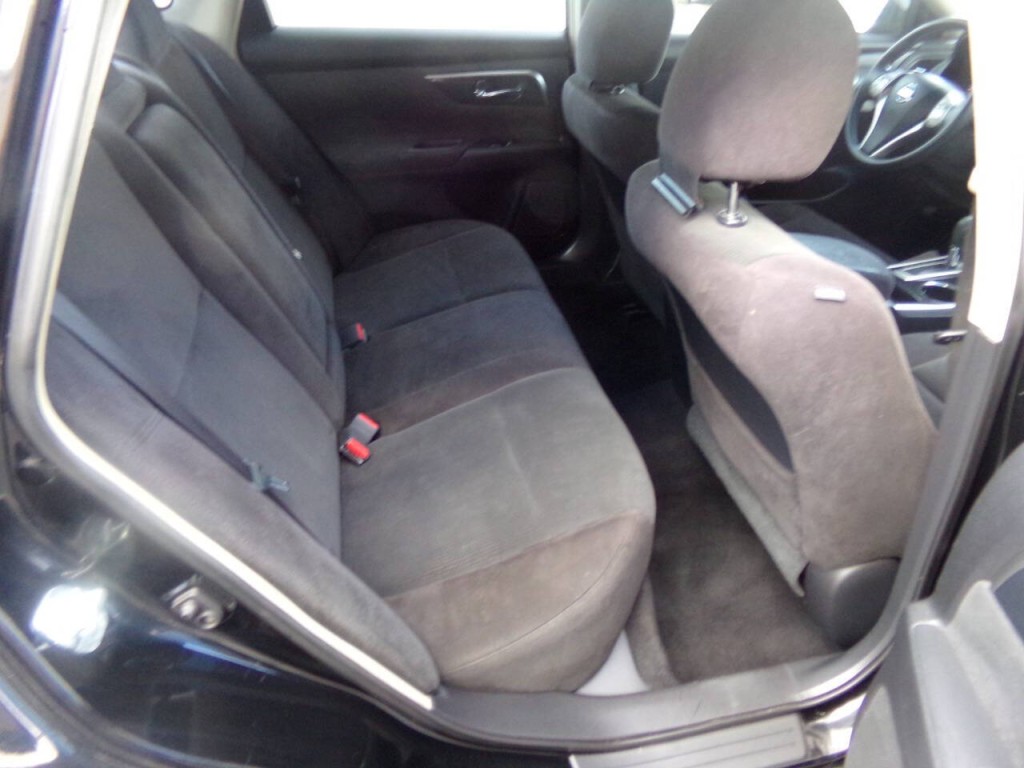 2013 Nissan Altima Image 21