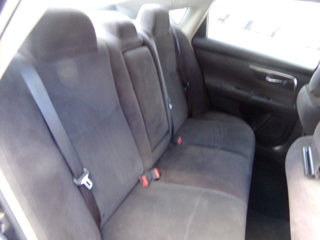 2013 Nissan Altima Image 22