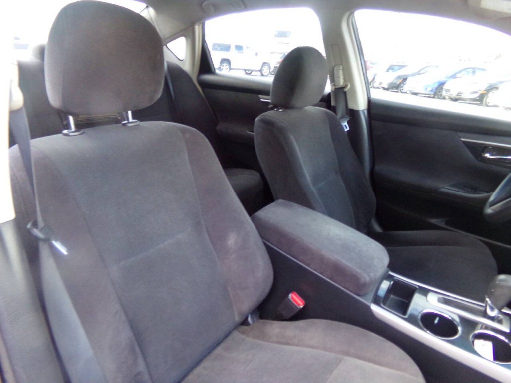 2013 Nissan Altima Image 27