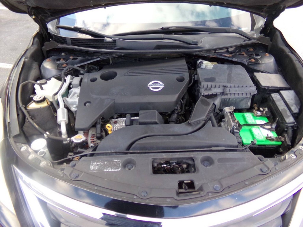 2013 Nissan Altima Image 29