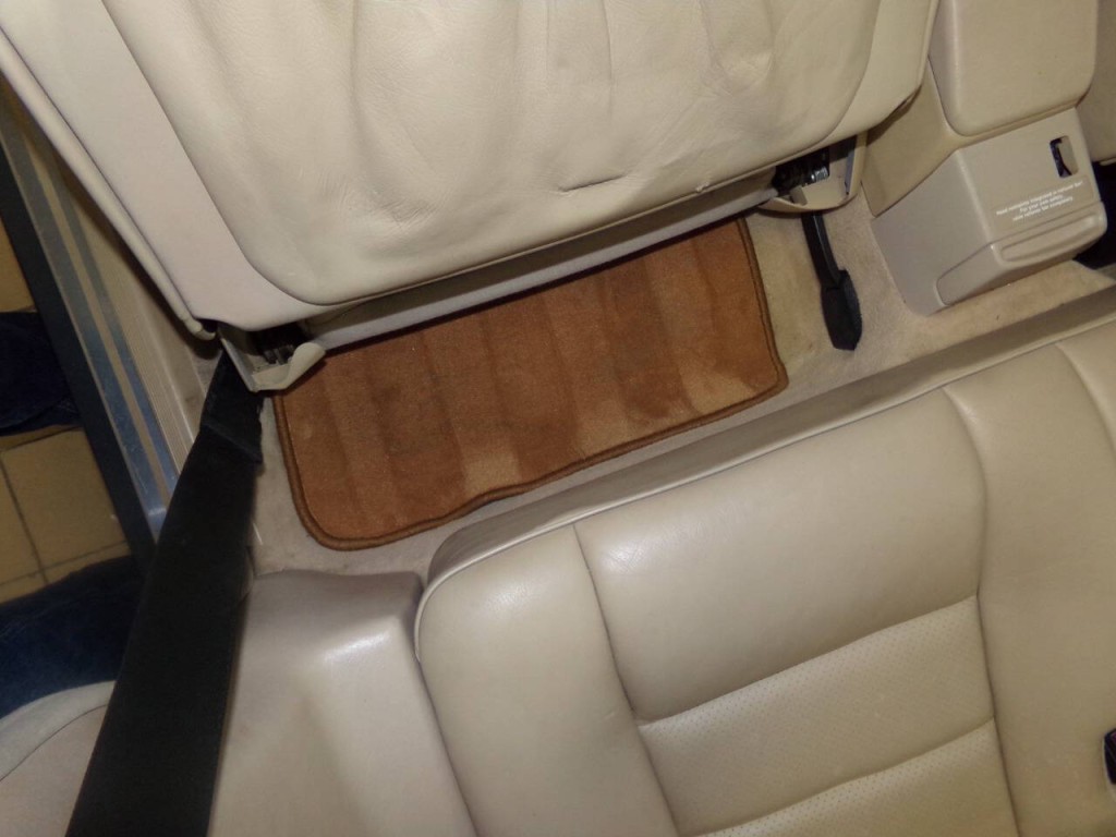 1995 Mercedes-Benz E-Class Image 14