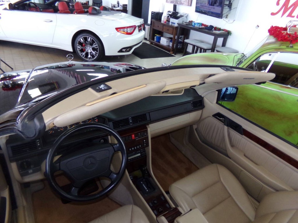 1995 Mercedes-Benz E-Class Image 18