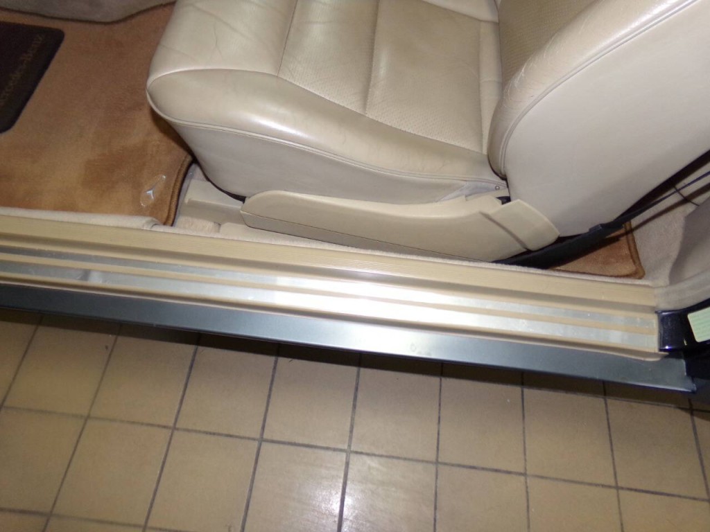 1995 Mercedes-Benz E-Class Image 21