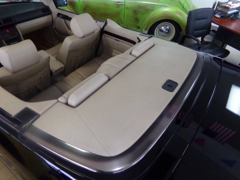 1995 Mercedes-Benz E-Class Image 26