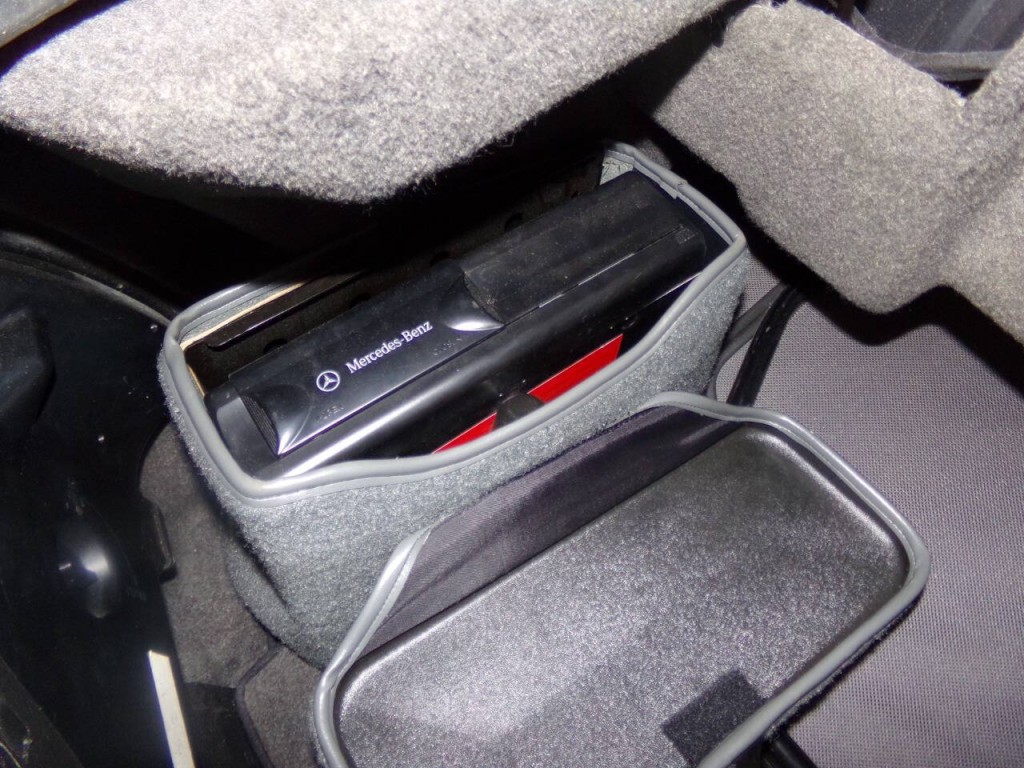 1995 Mercedes-Benz E-Class Image 29