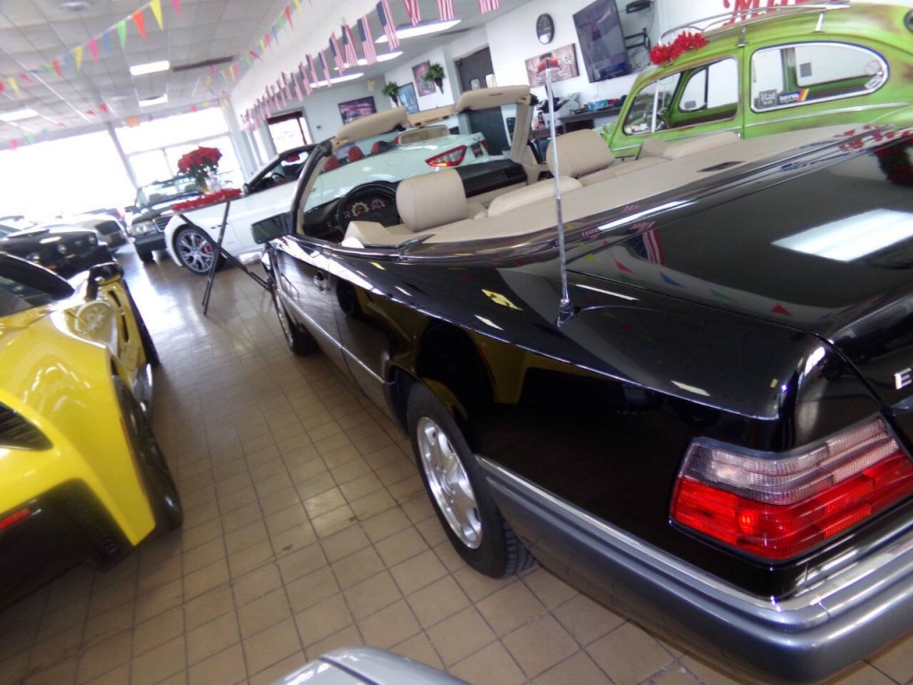 1995 Mercedes-Benz E-Class Image 55