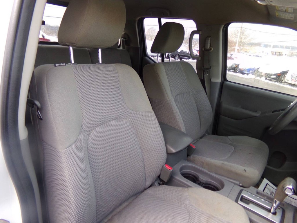 2018 Nissan Frontier Image 25