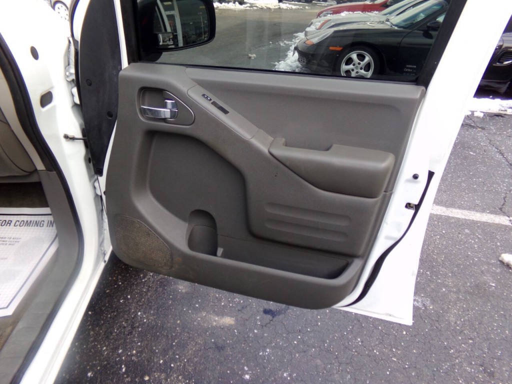 2018 Nissan Frontier Image 26