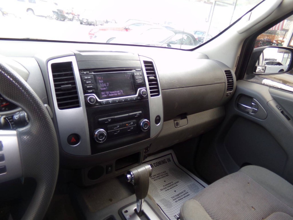 2018 Nissan Frontier Image 56