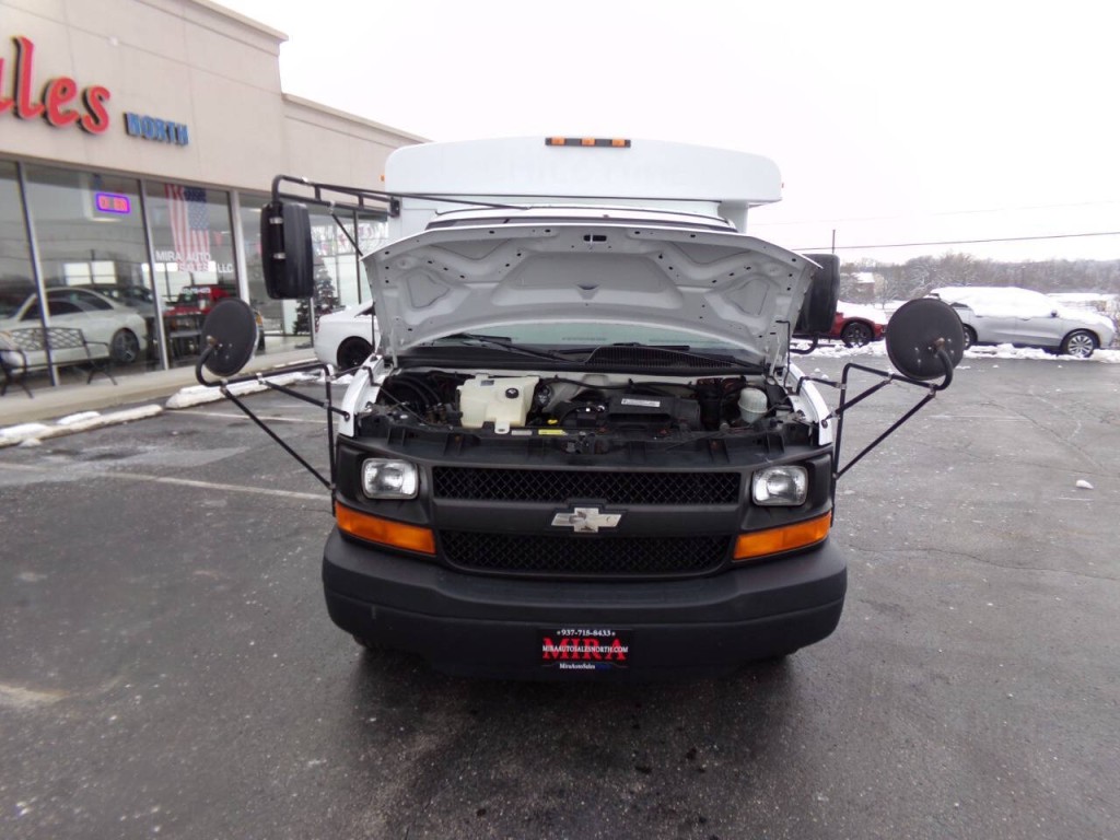 2007 Chevrolet Express Image 48