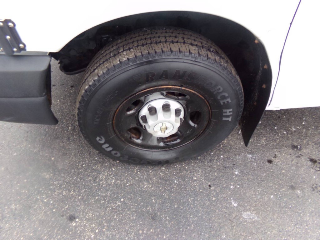 2007 Chevrolet Express Image 51