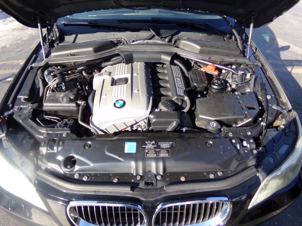 2006 BMW 5 Series Image 32