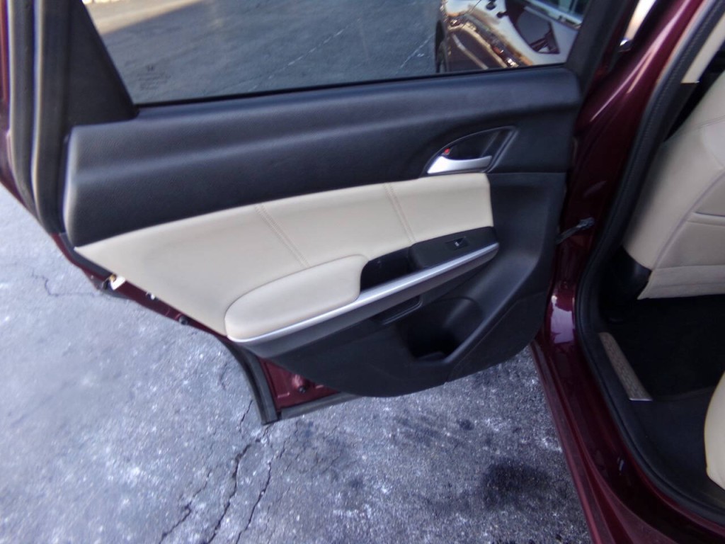 2014 Honda Crosstour Image 21