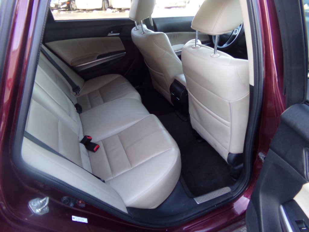 2014 Honda Crosstour Image 25