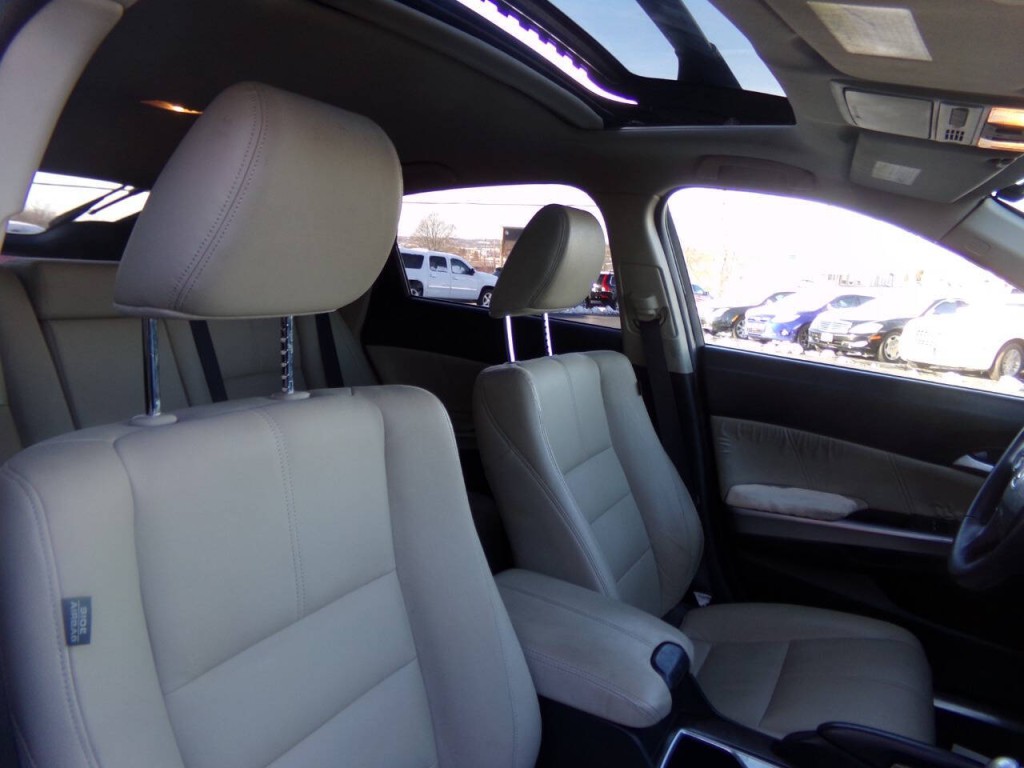 2014 Honda Crosstour Image 33